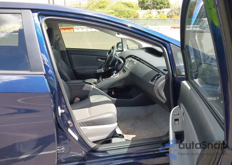 2015 Toyota Prius Five/Four/Persona Series Special Edition/Three/Two из США, поврежденный, VIN JTDKN3DU3F0400216